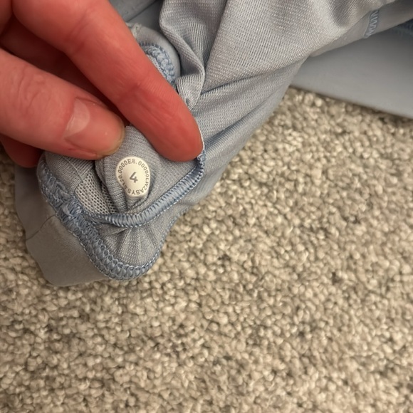 Lululemon flow y bra - Picture 4 of 4